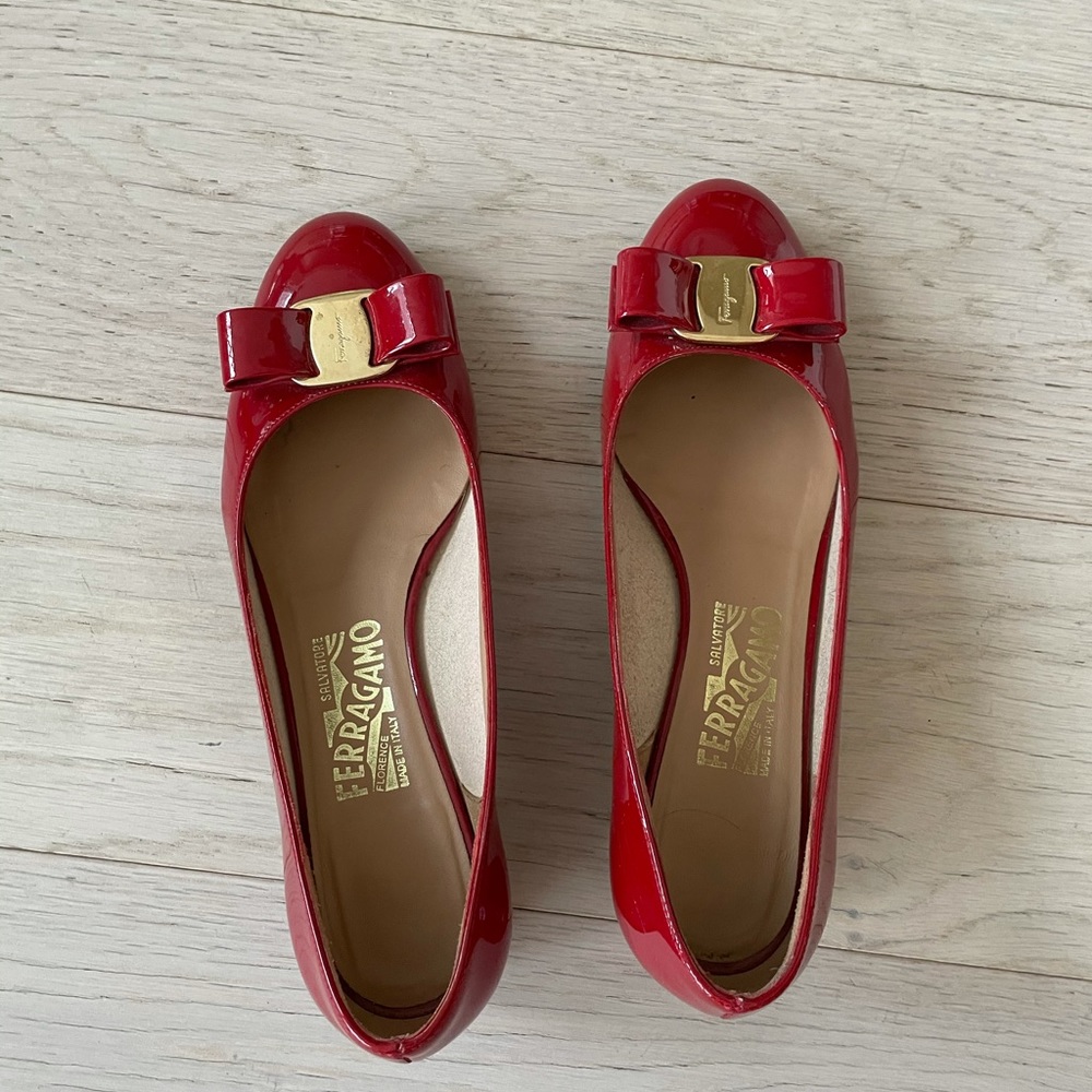Salvatore Ferragamo iconic ballet flats